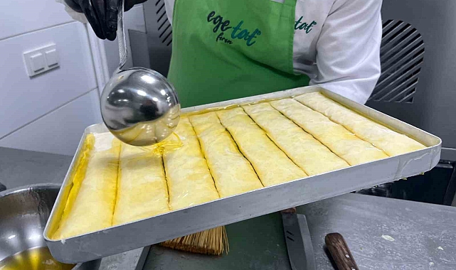 Bayram Öncesi Baklava Yoğunluğu: Ustalar Hileli Ürünlere Karşı Uyarıyor