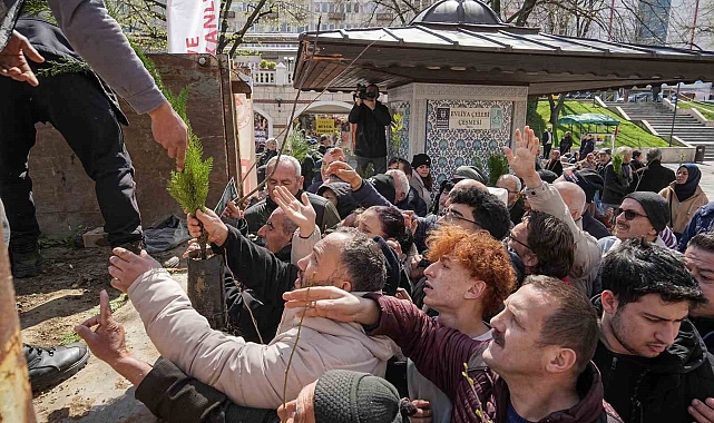 Bursa&#039;da Orman Haftası Coşkusu: Ücretsiz Fidan Dağıtımında İzdiham
