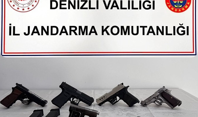 Denizli&#039;de Ruhsatsız Silah Operasyonu: 5 Tabanca Ele Geçirildi