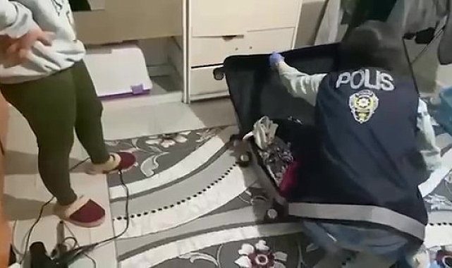 Denizli&#039;de Siber Dolandırıcılık Operasyonu: 5 Tutuklama