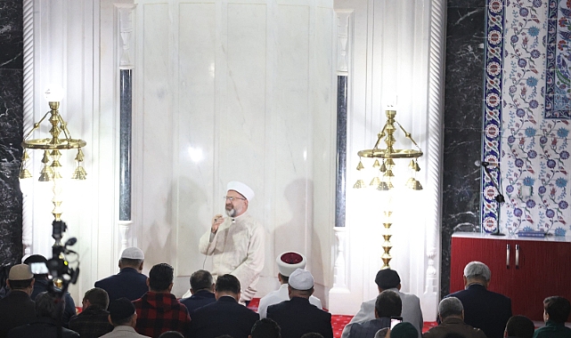 Diyanet İşleri Başkanı Prof. Dr. Ali Erbaş, Iğdır'da Teravih Namazı Kıldırdı