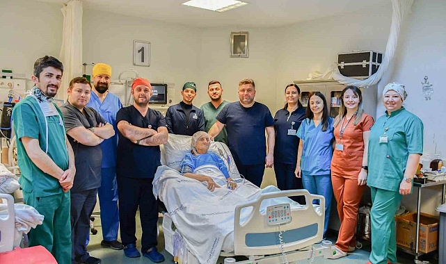 Düzce Üniversitesi&#039;nden 80 Yaşındaki Hastaya Başarılı Baypas Ameliyatı