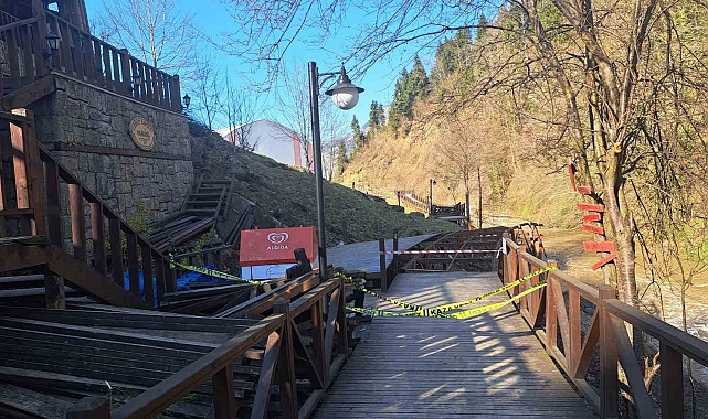Eşi Benzeri Olmayan Yürüyüş Yolunda Heyelan: Canik Şelalesi Yolu Zarar Gördü