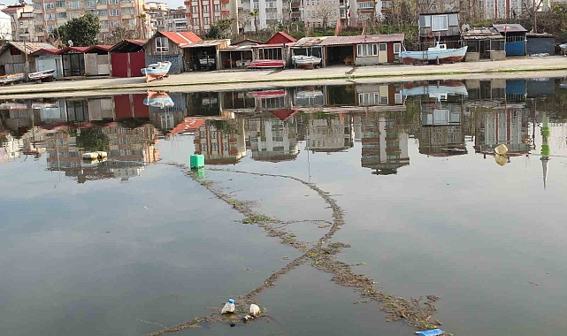 Giresun&#039;da Balıkçı Barınağı Kumla Doldu, Balıkçılar Mağdur