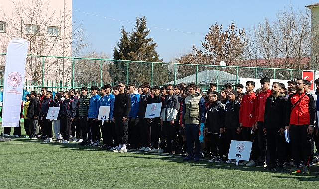 Iğdır&#039;da Okul Sporları Gençler Futbol Grup Müsabakaları Başladı!
