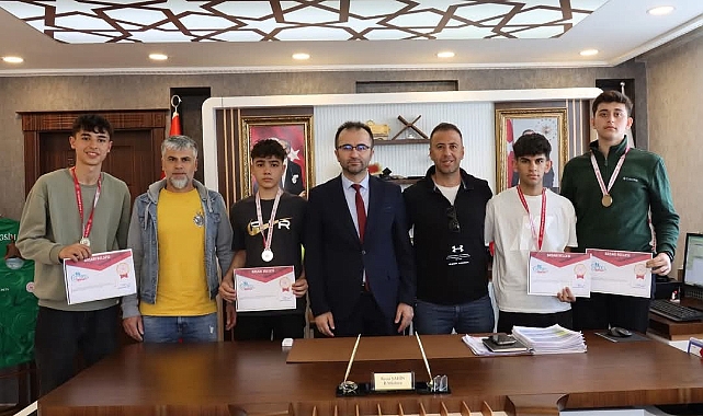 Iğdır&#039;ın Gururu Tenis Takımı, Türkiye Finalleri İçin Hazır!