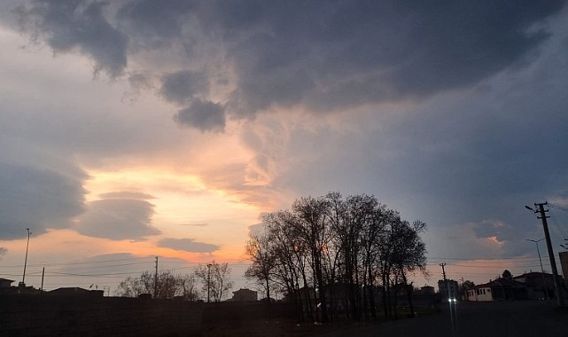 Iğdır Semalarında Mercek Bulutu Oluştu