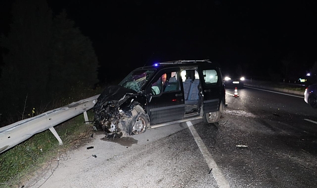 İzmir&#039;de Alkollü Sürücü Dehşeti: 2 Ölü, 2 Yaralı