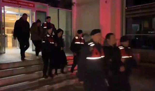 İzmir&#039;de Kooperatif Dolandırıcılığı: 6 Tutuklama