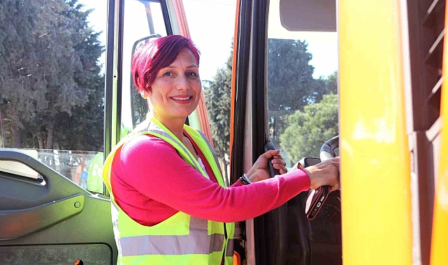 İzmir&#039;in Tek Kadın Kurtarıcısı: Munise Demirer