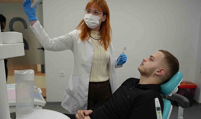 Kocaeli&#039;de İlk: Diş Muayenesinde Yapay Zeka Dönemi Başladı