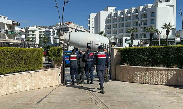 Marmaris&#039;te Evde Uyuşturucu Üretimi Yapan Şahıs Tutuklandı