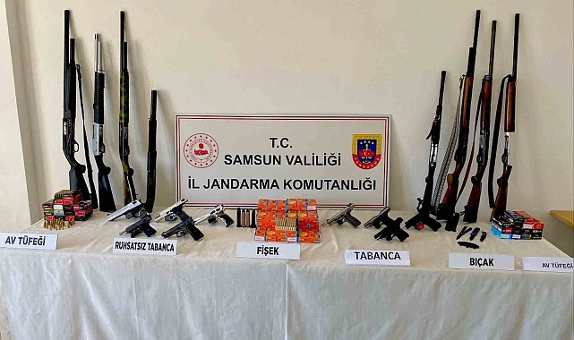 Samsun&#039;da Jandarmadan Kaçak Silah Operasyonu: Çok Sayıda Silah Ele Geçirildi