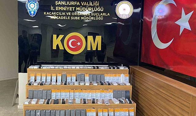 Şanlıurfa&#039;da Araçtan 4 Milyon TL&#039;lik Kaçak Telefon Çıktı: 1 Tutuklama