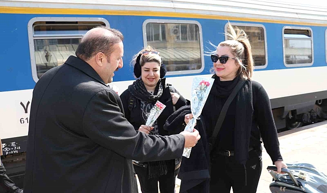 Tahran-Van Tren Seferleri 5 Yıl Aradan Sonra Yeniden Başladı