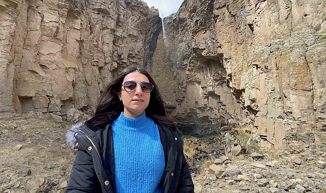 Van&#039;da Mevsimlik Şelale Yeniden Aktı