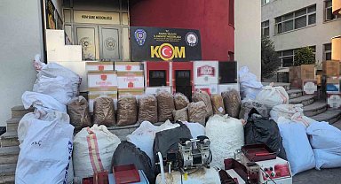 Adana'da Kaçak Tütün ve Makaron Operasyonu: 4 Gözaltı