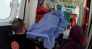Aksaray'da Parkta Bıçaklı Kavga: 16 Yaşındaki Çocuk Yaralandı
