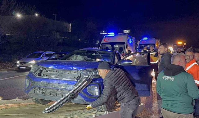 Anadolu Otoyolu&#039;nda Zincirleme Kaza: 6 Yaralı, Yaralı Sürücünün Ambulanstan İnip Eşya Alması Dikkat Çekti