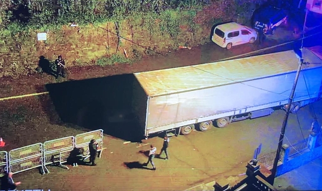 Artvin'de Göçmen Kaçakçılığı Operasyonu: Yakalanan 5 Şüpheliden Biri Cinayet Firarisi Çıktı