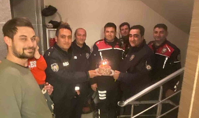 Burdur&#039;da Polis Haftası&#039;nda Duygulandıran Sürpriz