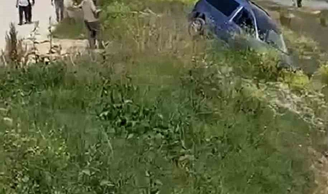 Bursa&#039;da El Freni Unutulan Otomobil Kendi Kendine Şarampole Uçtu: Facia Kıl Payı Atlatıldı