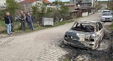 Çorlu'da Park Halindeki Otomobil Kül Oldu: Sahibi Şoke Oldu