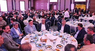 Diyarbakır Hayırsever İş Adamı Hacı Hasan İdikurt Binlerce Seveninin Katılımıyla Anıldı