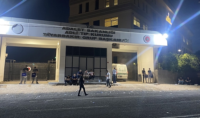 Diyarbakır&#039;da Şüpheli Ölüm: Kadın Evinde Ölü Bulundu, Koca Gözaltında