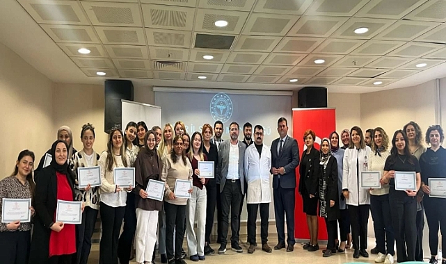 Iğdır&#039;da Ebelerin Normal Doğum Bilgi ve Becerileri Güçlendirildi