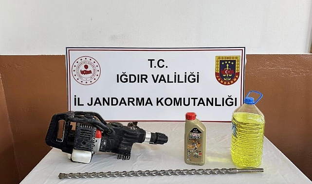Iğdır Jandarması&#039;ndan Kaçak Kazıya Geçit Yok! 5 Şüpheli Yakalandı