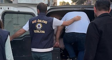 İncirliova'da Uyuşturucu Operasyonu: Çok Sayıda Hap ve Nakit Ele Geçirildi, 2 Gözaltı