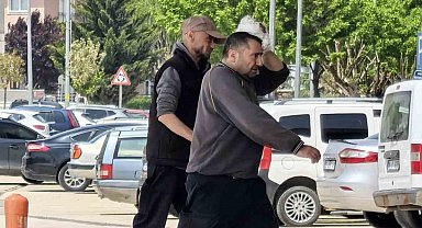İnegöl OSB'de İş Kazası: Başına Demir Profil Düşen İşçi Yaralandı