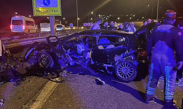 İstanbul-İzmir Otoyolu&#039;nda Feci Kaza: 1 Ölü, 3 Yaralı