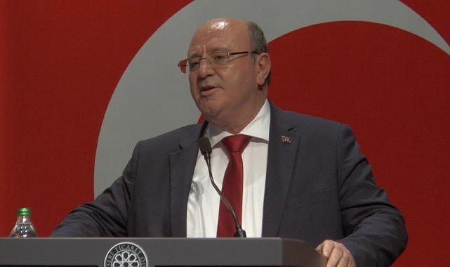 İzmir&#039;de Kamyonet Kazası: Et ve Süt Kurumu Genel Müdürü Hayatını Kaybetti