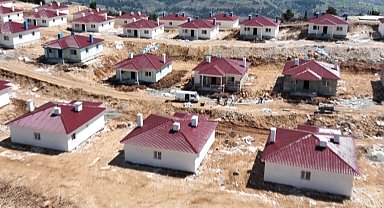 Kahramanmaraş'ta Köy Evleri Yükseliyor: Kazanlıpınar'da 80 Konut Yapılıyor