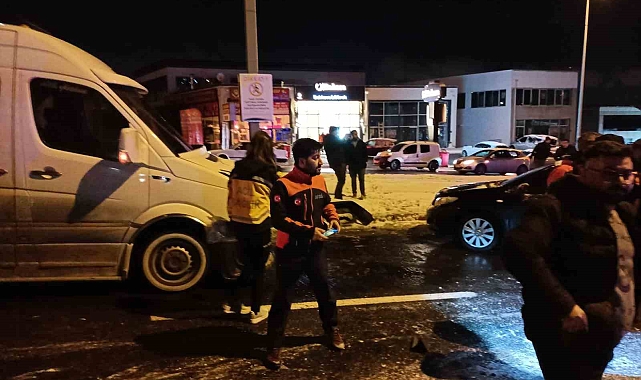 Kayseri&#039;de Kar Esareti Sona Erdi: Mahsur Kalan 385 Kişi Kurtarıldı