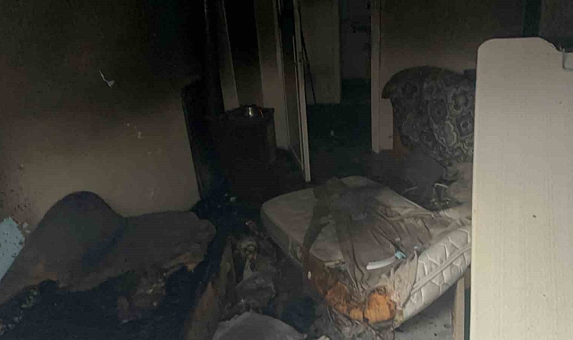 Kiracı evi ateş verdi, 70 yaşındaki ev sahibi gözyaşlarına hakim olamadı