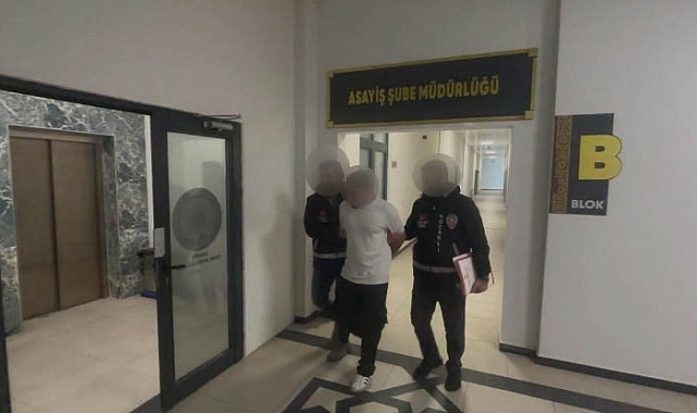 Kocaeli&#039;de Evinin Önünde Bıçaklanan Genç İçin Tutuklama Kararı