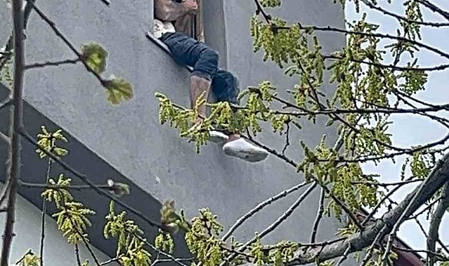 Konya&#039;da Film Gibi Kaçış Girişimi: 15 Yıl Hapis Cezalı Hırsız Havalandırmadan Çıkamayınca İntihara Kalkıştı