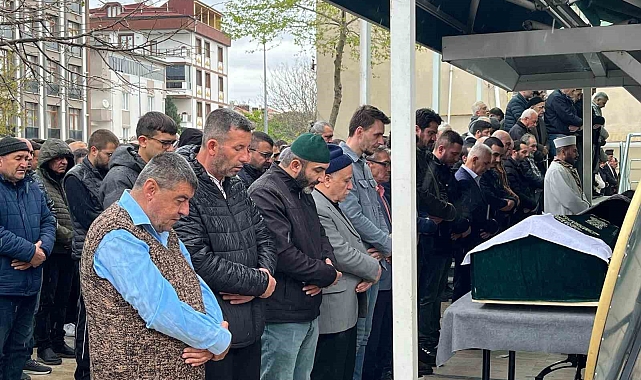 Miras Kavgası Faciasında Katledilen 3 Kişi Gözyaşlarıyla Uğurlandı