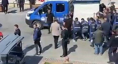 Mudanya Sahilinde Seyyar Satıcılara Büyük Operasyon: 12 Tezgah Toplandı