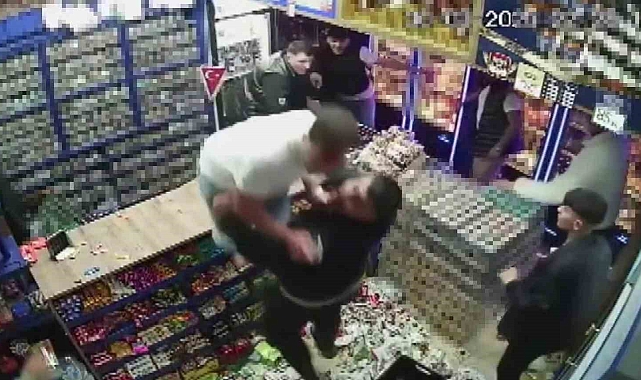 Sakarya&#039;da Tekel Bayii Saldırısında 7 Tutuklama: Dehşet Anları Kamerada