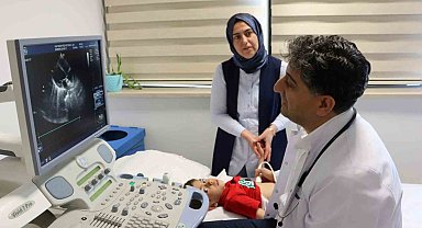 4 yaşındaki Yusuf'un delik kalbi, anjiyografik yöntemle kapatıldı