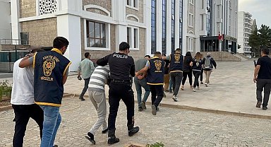 Adıyaman'da Fuhuş Operasyonu: 3 Kişi Tutuklandı