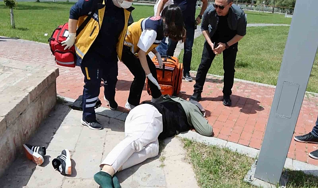 Aksaray&#039;da Parkta Silahla Yaralı Halde Bulunan Kadının Durumu Ciddiyetini Koruyor