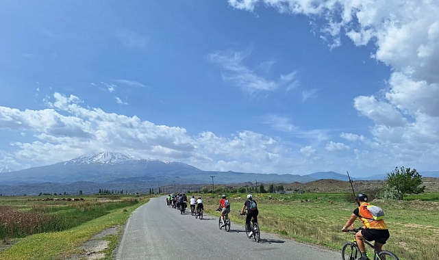 AKUD'dan 19 Mayıs'a Özel 71 Kilometrelik Bisiklet Turu!