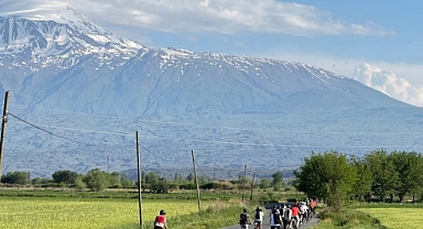 AKUD'dan Cennetabat'a Tarih ve Doğa Dolu Bisiklet Turu: 54 Kilometrelik Keyifli Yolculuk!