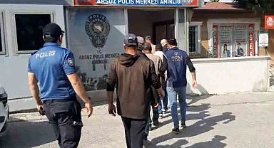 Arsuz'da Yabancı Uyruklu Kaçak ve Vize İhlali Yapanlar Yakalandı