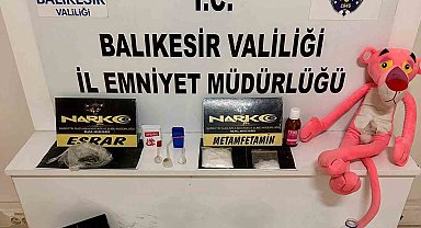Balıkesir'de 'Pembe Panter' Saklı Uyuşturucu Operasyonu: 3 Gözaltı
